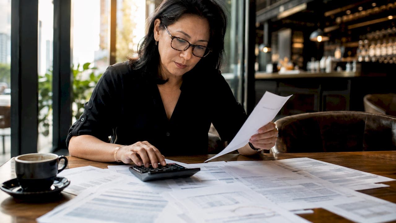 How Cross-Border B2B Invoicing Works in 2026